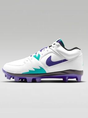 Men Nike White Jordan Stadium 90 Low MCS Cleats (NEW!)